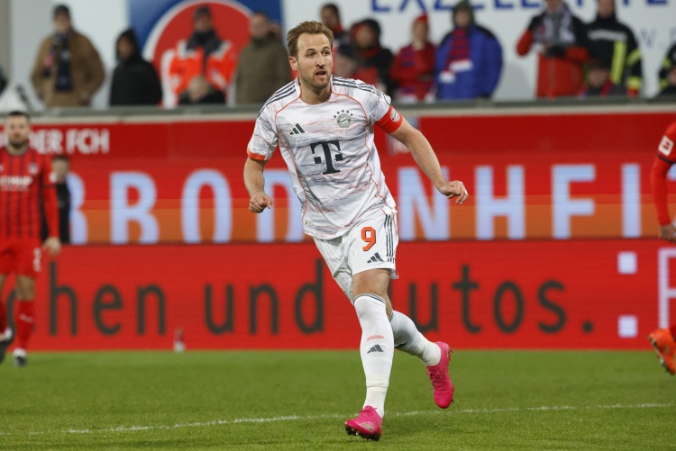 加拿大预测-麦考伊斯特：我很想看凯恩在巴萨踢球，他没去西班牙我有点失望